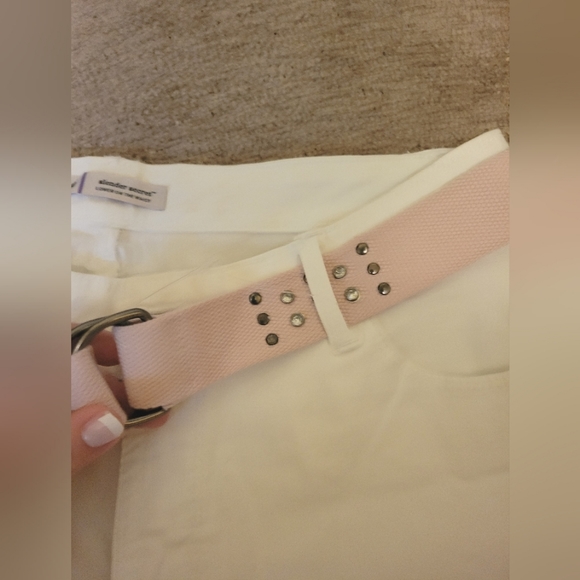 White NWOT Lee Size 12 pants with a pink Belt! Never worn! - Picture 4 of 6